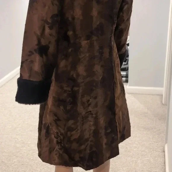 1960s imitation fur coat - Picture 9 of 12